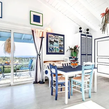 Myrtle Villa *