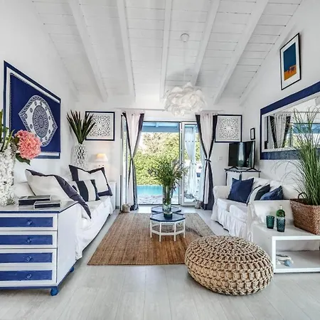 Myrtle Villa Vlachopoulátika