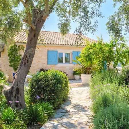 Villa Myrtle *